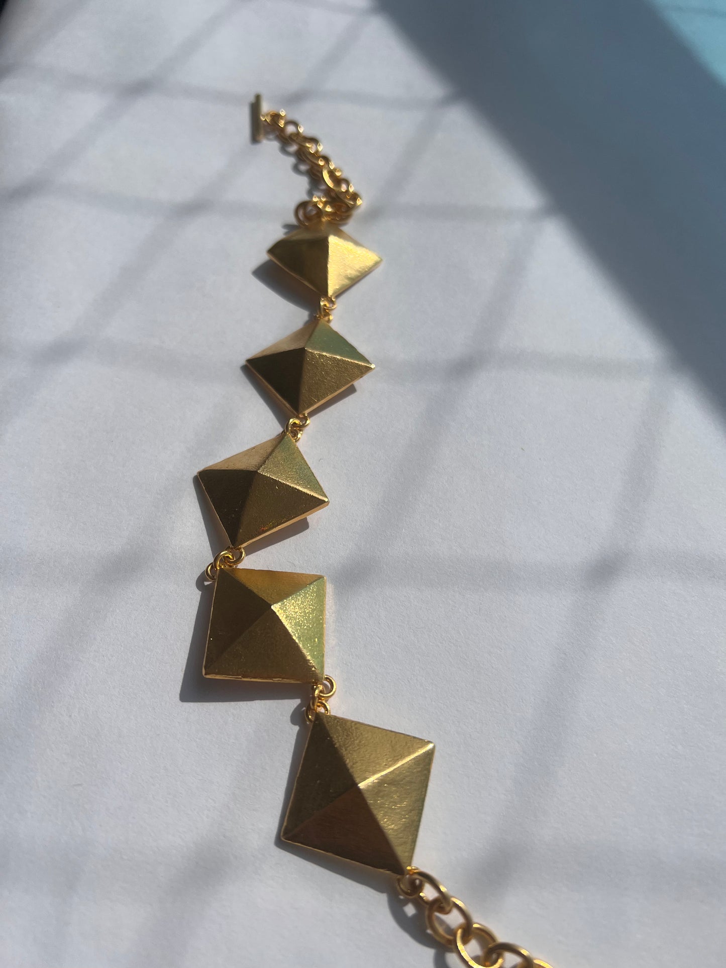 Choker Piramide